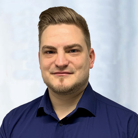 Dominik Adelt